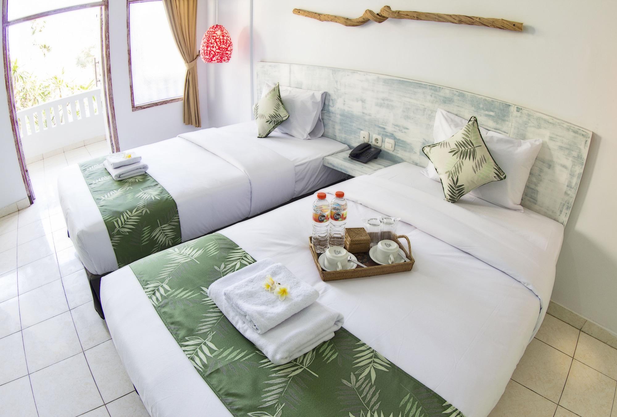 Beji Bay Resort Padangbai  Exterior photo