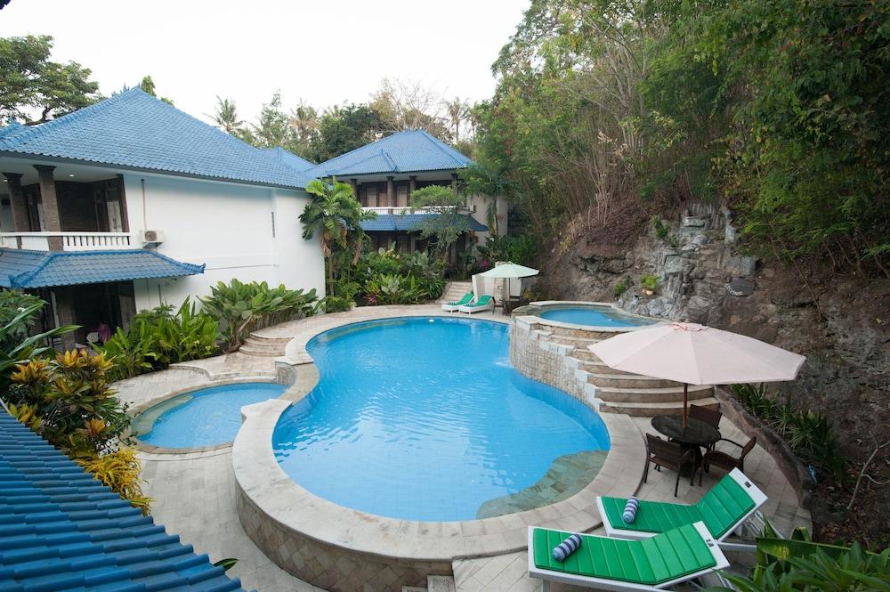 Beji Bay Resort Padangbai  Exterior photo